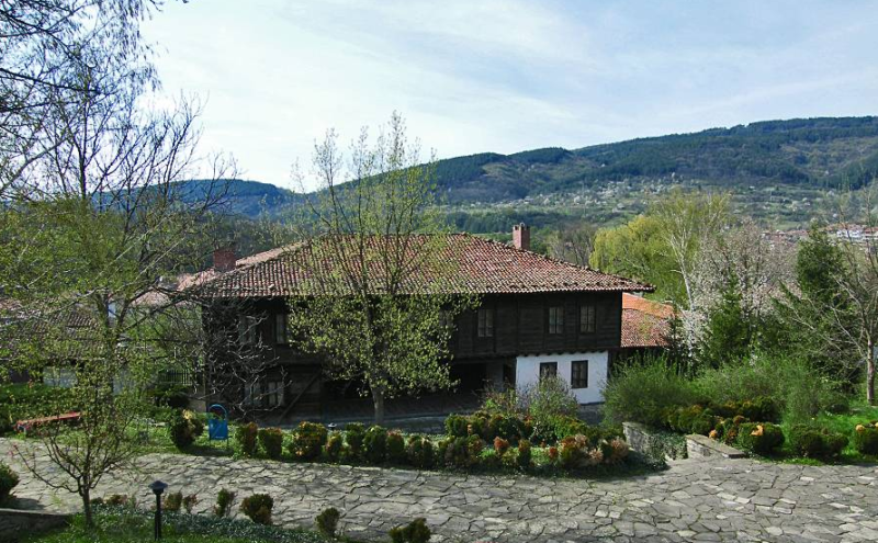 Traditional houses Veliko Tarnovo area